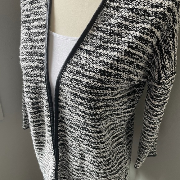 3 for $25 Black & White Cardigan Small - Picture 3 of 7